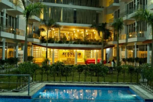 Avenue 18 Resort
