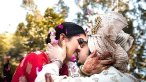 Wedding photographers in Delhi under ₹1 lakh