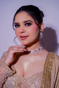 Bridal Makeup Artists in Noida