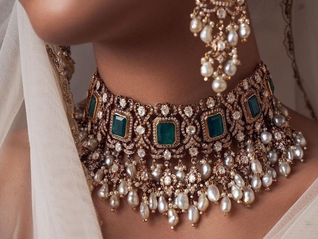 Bridal jewellery outlet design