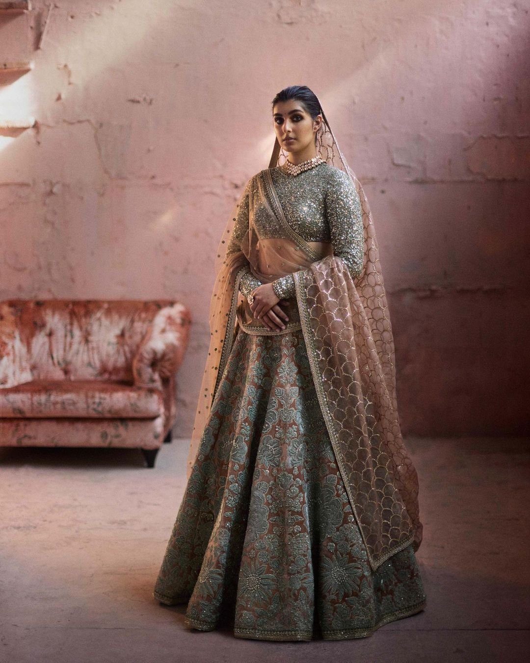 This Chennai bride's purple Sabyasachi lehenga is taking over social media!  | Bridal Wear | Wedding Blog
